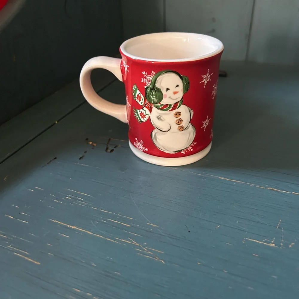 New Sur La Table Red Snowman Holiday Mini Mug with Green Accents